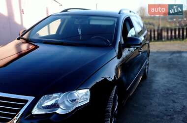 Універсал Volkswagen Passat 2010 в Стрию