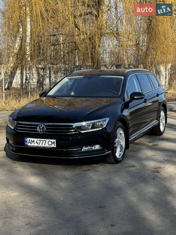 Универсал Volkswagen Passat 2017 в Звягеле