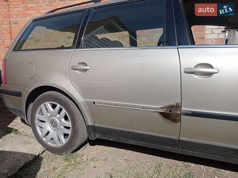 Універсал Volkswagen Passat 2005 в Харкові