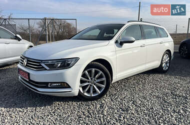 Универсал Volkswagen Passat 2017 в Львове