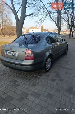 Седан Volkswagen Passat 2002 в Березному