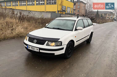 Універсал Volkswagen Passat 1999 в Рівному