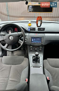 Седан Volkswagen Passat 2005 в Тернополе