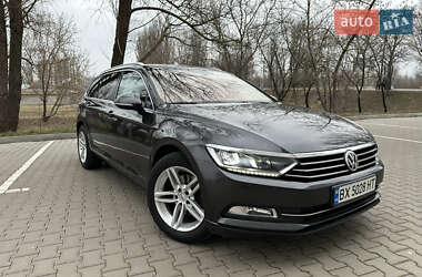 Универсал Volkswagen Passat 2017 в Хмельницком