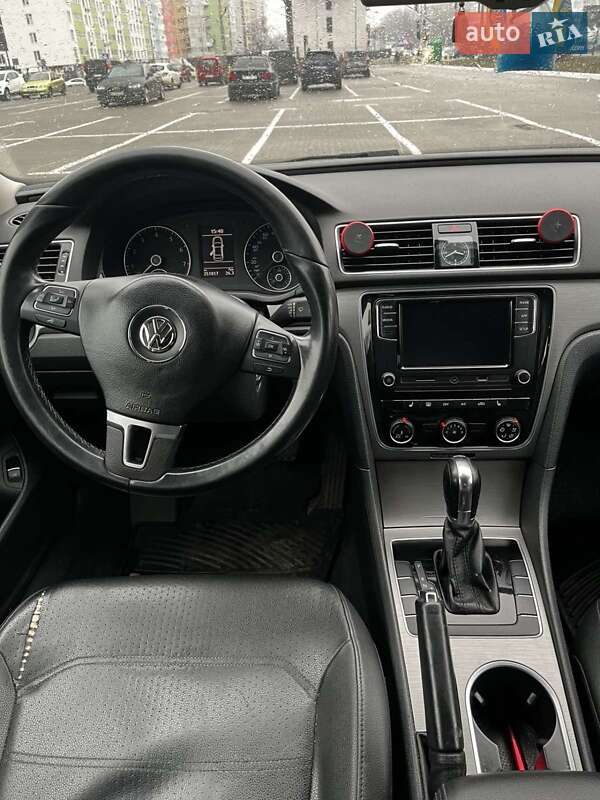 Седан Volkswagen Passat 2013 в Броварах