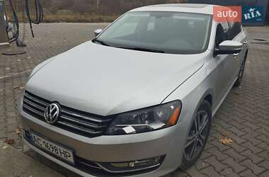 Седан Volkswagen Passat 2012 в Львове