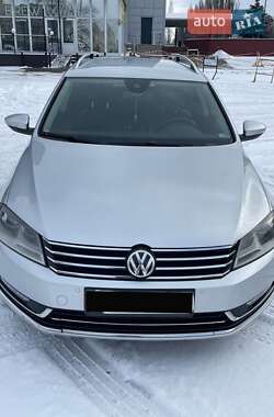 Универсал Volkswagen Passat 2011 в Киеве