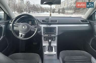 Универсал Volkswagen Passat 2011 в Киеве