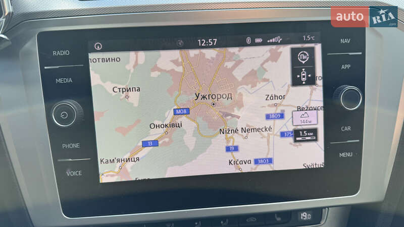 Универсал Volkswagen Passat 2017 в Ужгороде