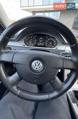 Універсал Volkswagen Passat 2009 в Ужгороді