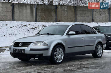 Седан Volkswagen Passat 2002 в Тернополе