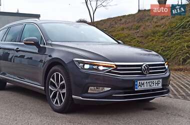 Универсал Volkswagen Passat 2021 в Коростене