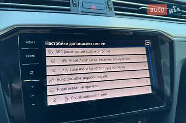 Универсал Volkswagen Passat 2020 в Киеве