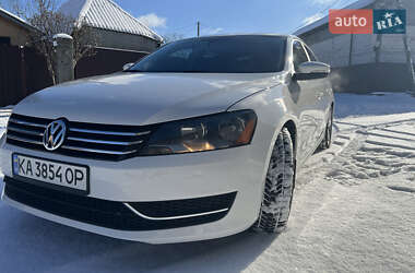 Седан Volkswagen Passat 2013 в Киеве