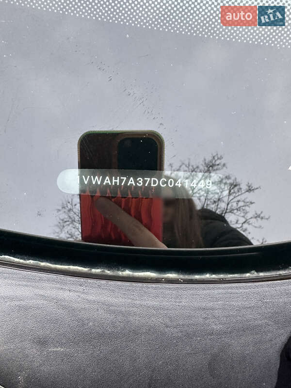 Седан Volkswagen Passat 2012 в Ивано-Франковске