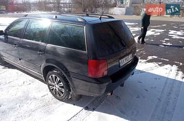 Універсал Volkswagen Passat 2000 в Хмельницькому