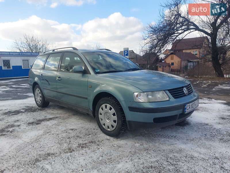 Універсал Volkswagen Passat 1998 в Благовіщенську