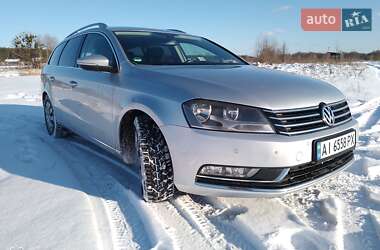 Универсал Volkswagen Passat 2012 в Бабинцам