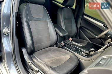 Седан Volkswagen Passat 2015 в 