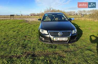 Універсал Volkswagen Passat 2008 в Києві