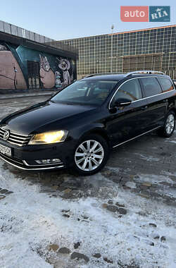 Универсал Volkswagen Passat 2011 в Луцке