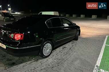 Седан Volkswagen Passat 2006 в Черновцах