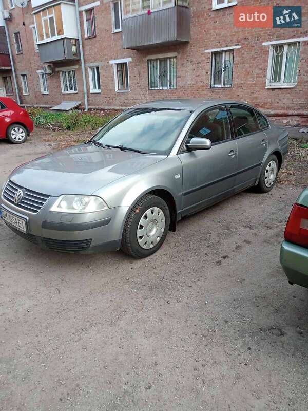 Седан Volkswagen Passat 2003 в Сумах