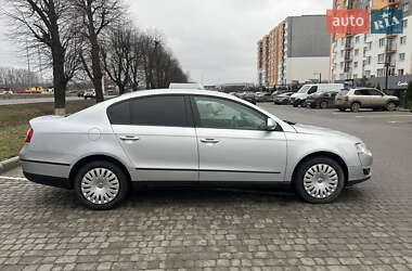 Седан Volkswagen Passat 2006 в Виннице