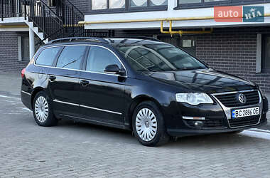 Универсал Volkswagen Passat 2005 в Жовкве