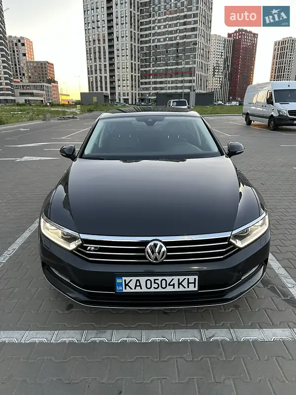 Седан Volkswagen Passat 2018 в 