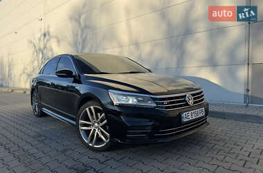 Седан Volkswagen Passat 2016 в Києві