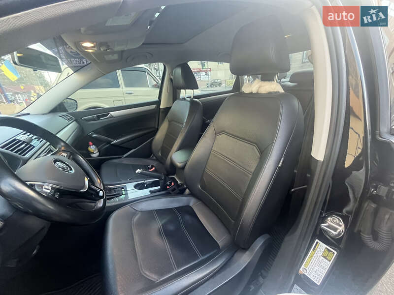 Седан Volkswagen Passat 2018 в Подольске