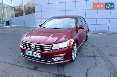 Седан Volkswagen Passat 2017 в Києві