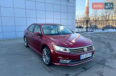 Седан Volkswagen Passat 2017 в Києві