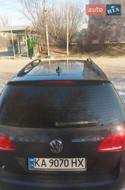 Універсал Volkswagen Passat 2013 в 