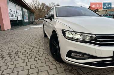 Volkswagen Passat 2020