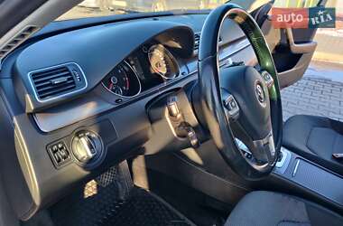 Универсал Volkswagen Passat 2011 в 