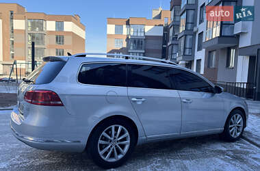 Универсал Volkswagen Passat 2012 в Львове