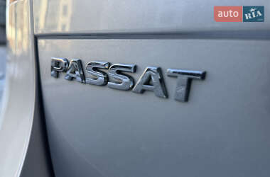 Универсал Volkswagen Passat 2012 в Львове