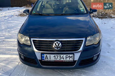 Универсал Volkswagen Passat 2006 в Киеве