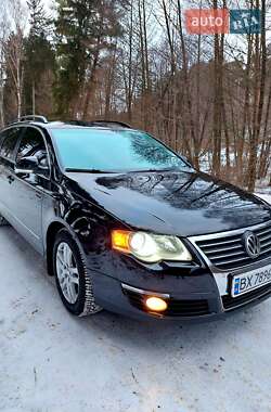 Універсал Volkswagen Passat 2008 в Тростянці