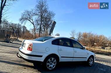 Седан Volkswagen Passat 2001 в Львове