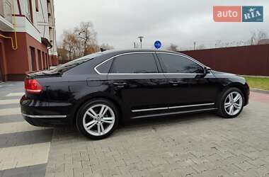 Седан Volkswagen Passat 2014 в Ивано-Франковске