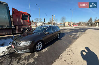 Универсал Volkswagen Passat 2012 в Львове