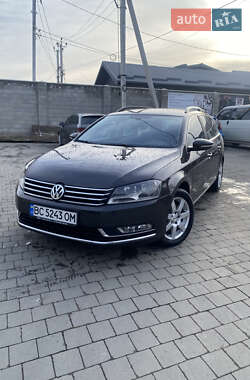 Универсал Volkswagen Passat 2011 в Львове