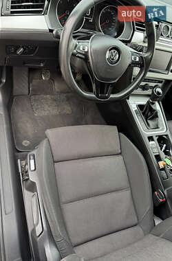 Универсал Volkswagen Passat 2015 в 