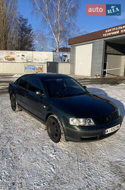 Седан Volkswagen Passat 1998 в Борисполі