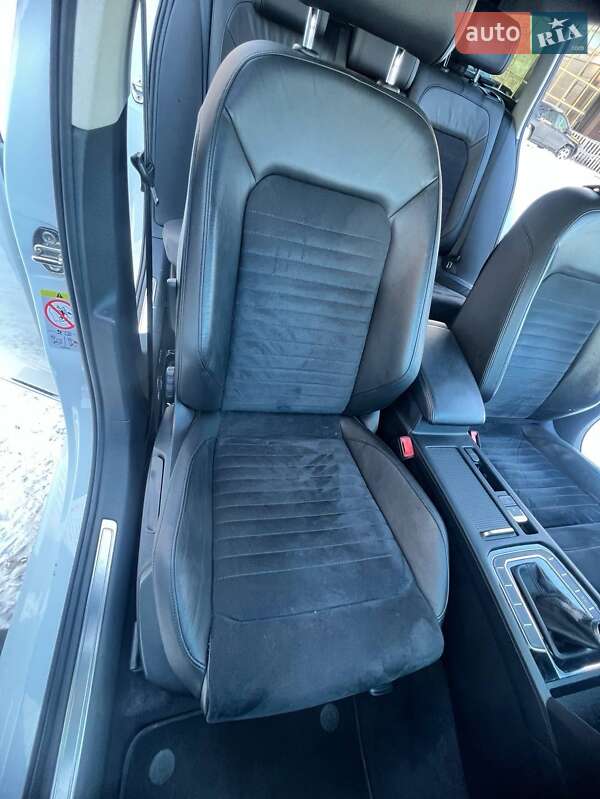 Універсал Volkswagen Passat 2018 в Києві