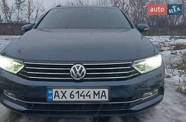 Универсал Volkswagen Passat 2016 в Ромнах