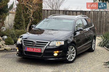 Універсал Volkswagen Passat 2010 в Львові